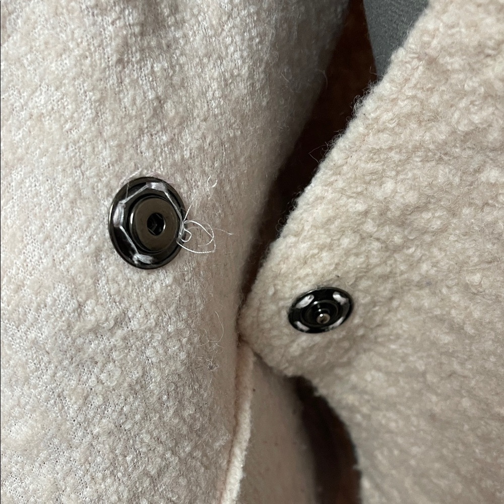 Cozy Cream Textured Coat - Picture 7 of 14